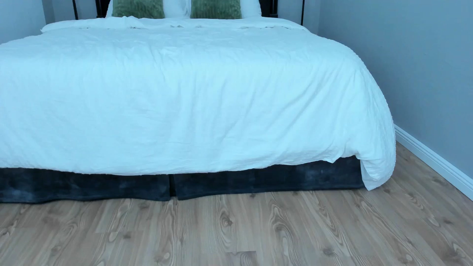Gallery image thumbnail from Carollyne_'s myfreecams stream on, 11/08/2023, 15:24 image 7 of 20