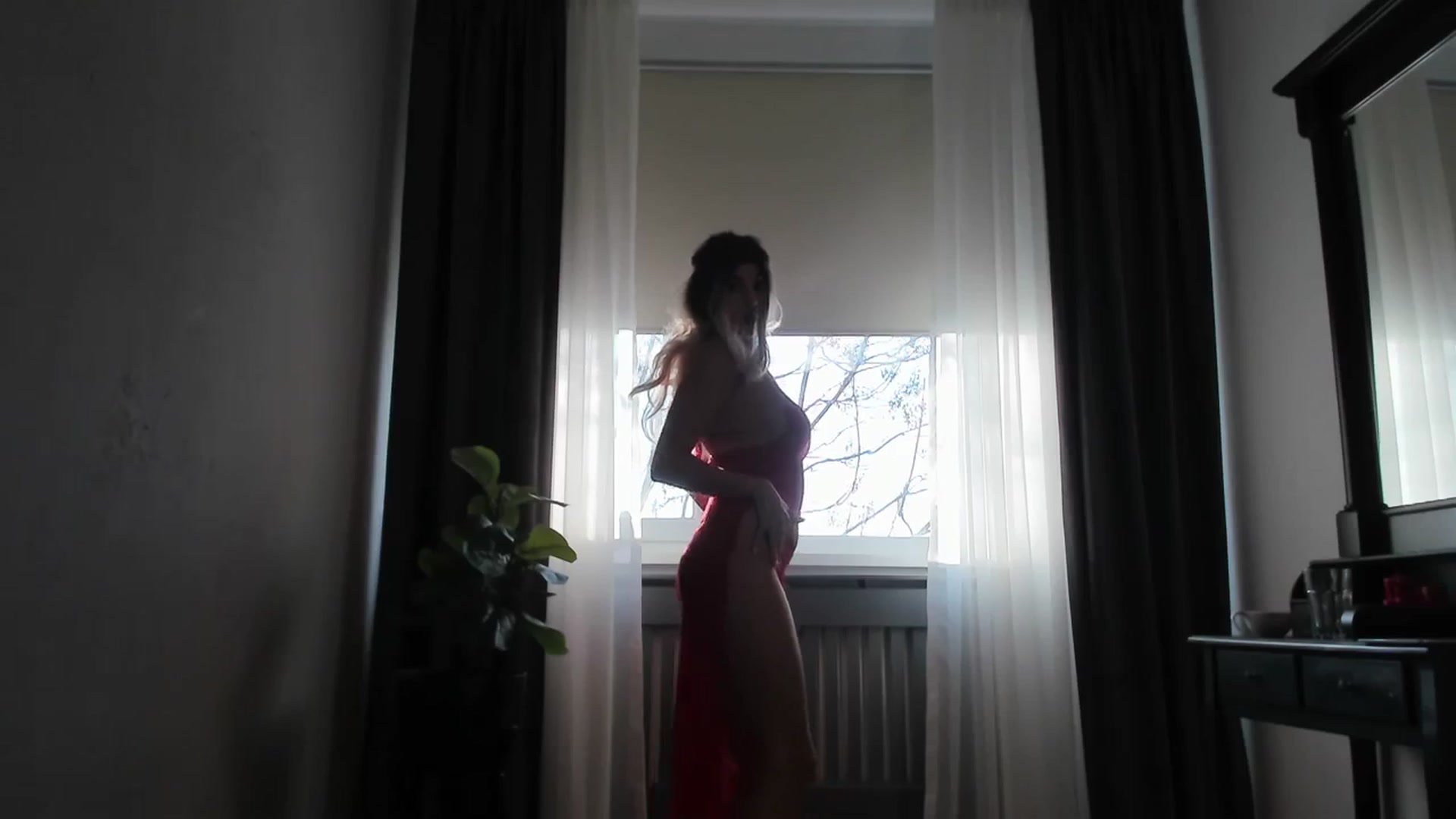 Gallery image thumbnail from Carollyne_'s myfreecams stream on, 12/29/2023, 13:34 image 4 of 20