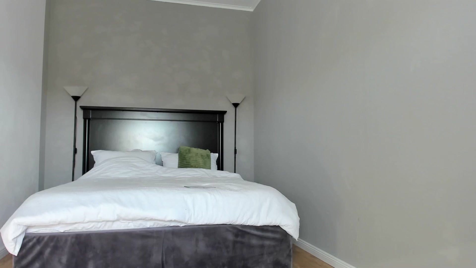 Gallery image thumbnail from Carollyne_'s myfreecams stream on, 02/01/2024, 13:45 image 1 of 20
