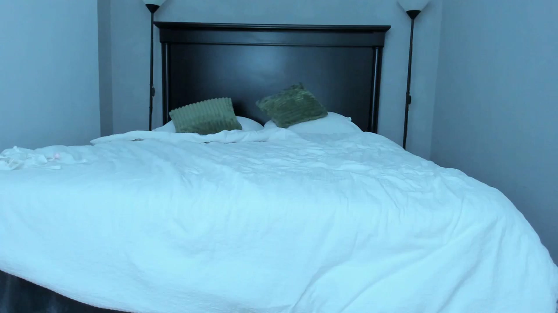 Gallery image thumbnail from Carollyne_'s myfreecams stream on, 02/14/2024, 16:15 image 19 of 20