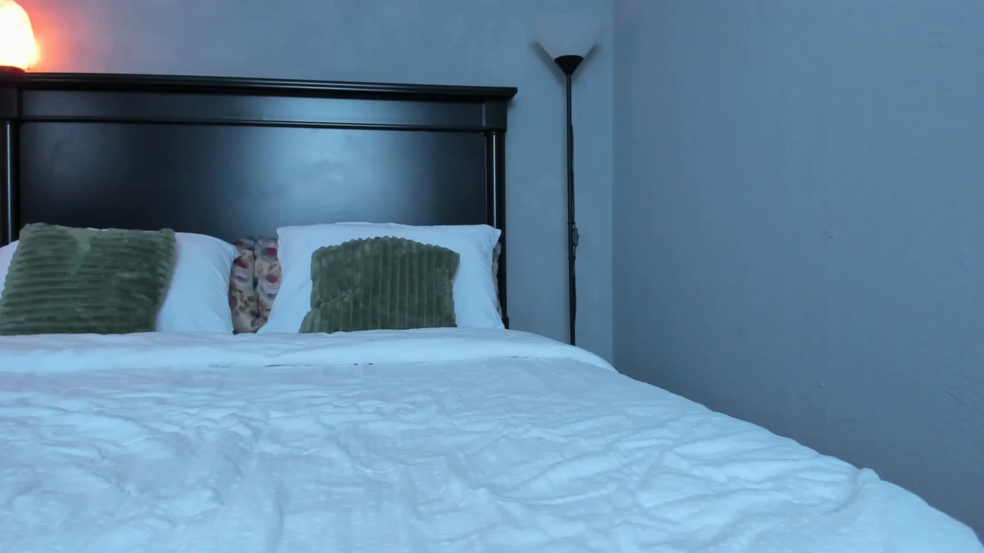 Gallery image thumbnail from Carollyne_'s myfreecams stream on, 03/15/2024, 14:58 image 19 of 20