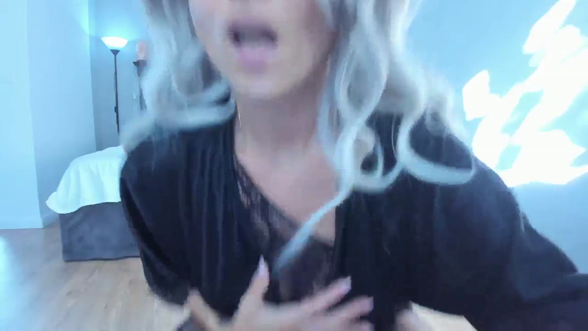Gallery image thumbnail from Carollyne_'s myfreecams stream on, 08/21/2024, 16:05 image 3 of 20