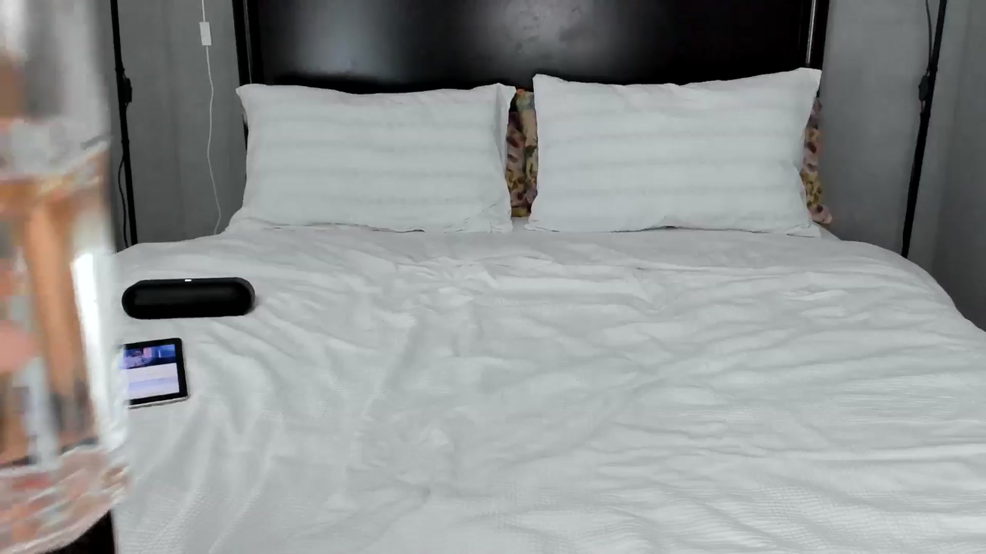 Gallery image thumbnail from Carollyne_'s myfreecams stream on, 11/22/2024, 16:23 image 14 of 20