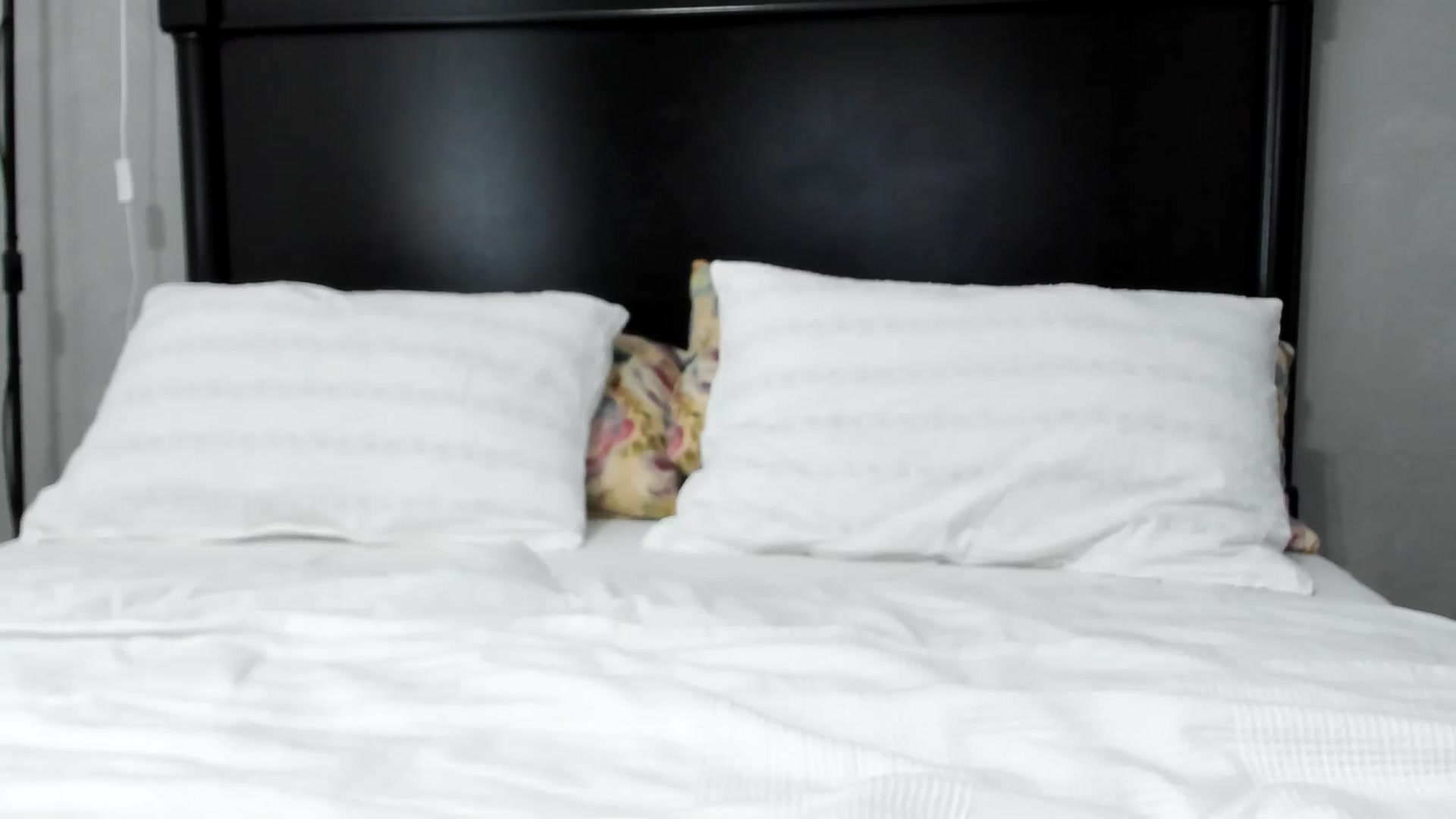 Gallery image thumbnail from Carollyne_'s myfreecams stream on, 12/02/2024, 14:18 image 15 of 20