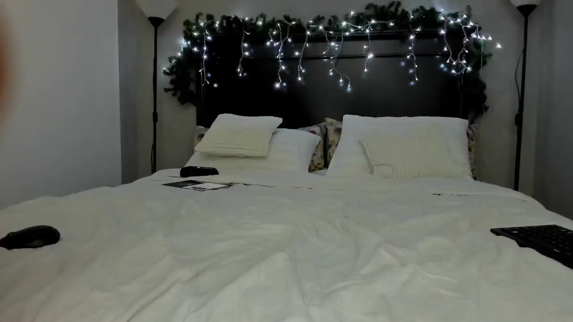 Gallery image thumbnail from Carollyne_'s myfreecams stream on, 12/11/2024, 15:02 image 19 of 20