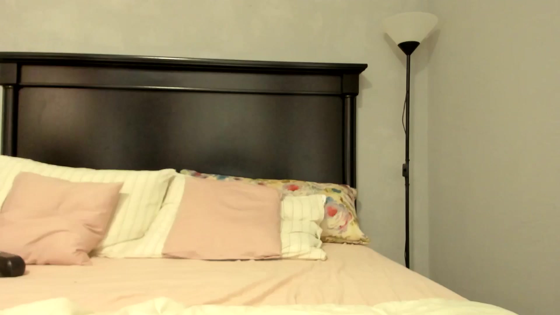 Gallery image thumbnail from Carollyne_'s myfreecams stream on, 01/10/2025, 14:48 image 16 of 20