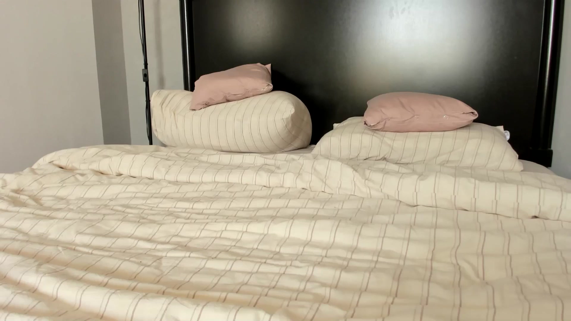 Gallery image thumbnail from Carollyne_'s myfreecams stream on, 02/24/2025, 10:56 image 15 of 20