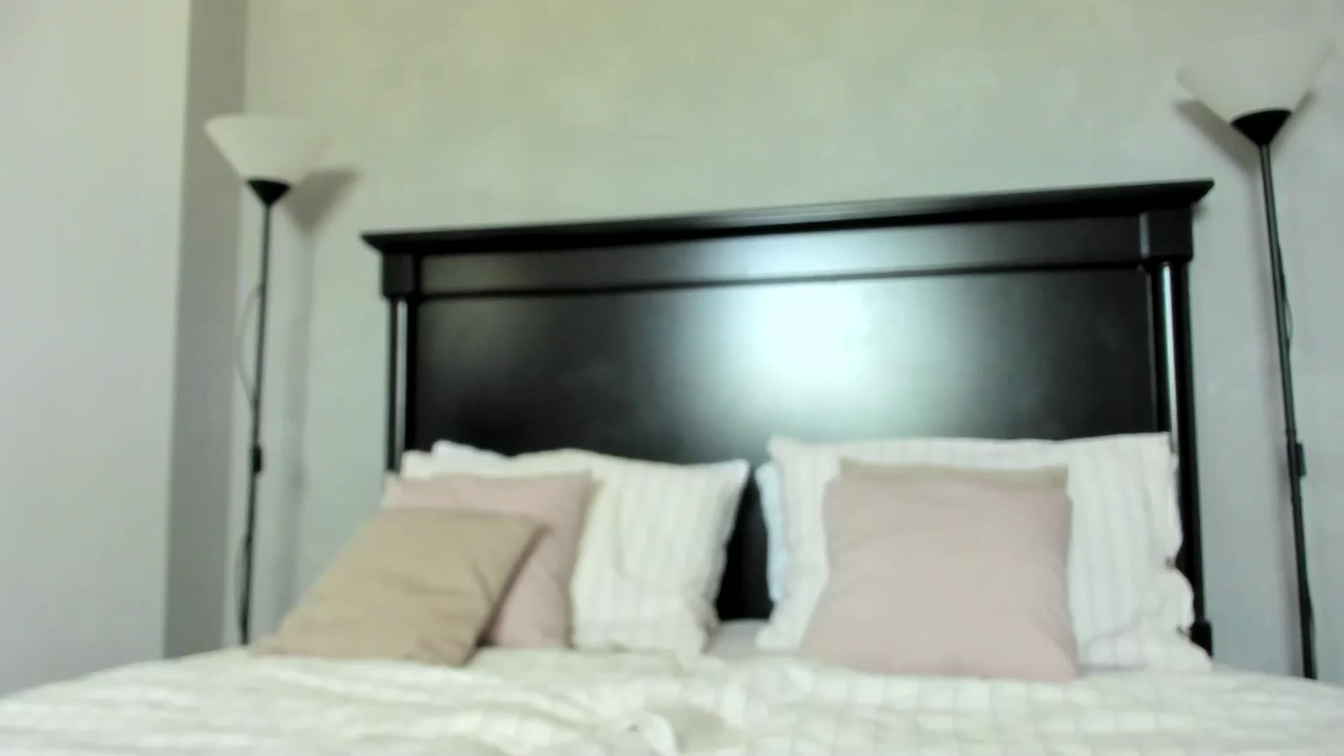 Gallery image thumbnail from Carollyne_'s myfreecams stream on, 06/04/2025, 08:10 image 20 of 20
