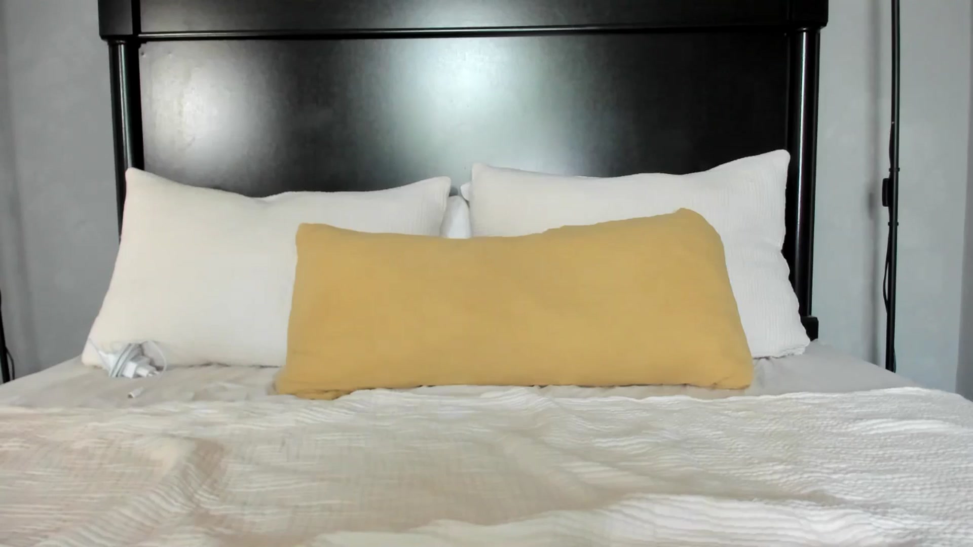 Gallery image thumbnail from Carollyne_'s myfreecams stream on, 07/30/2025, 13:59 image 6 of 20
