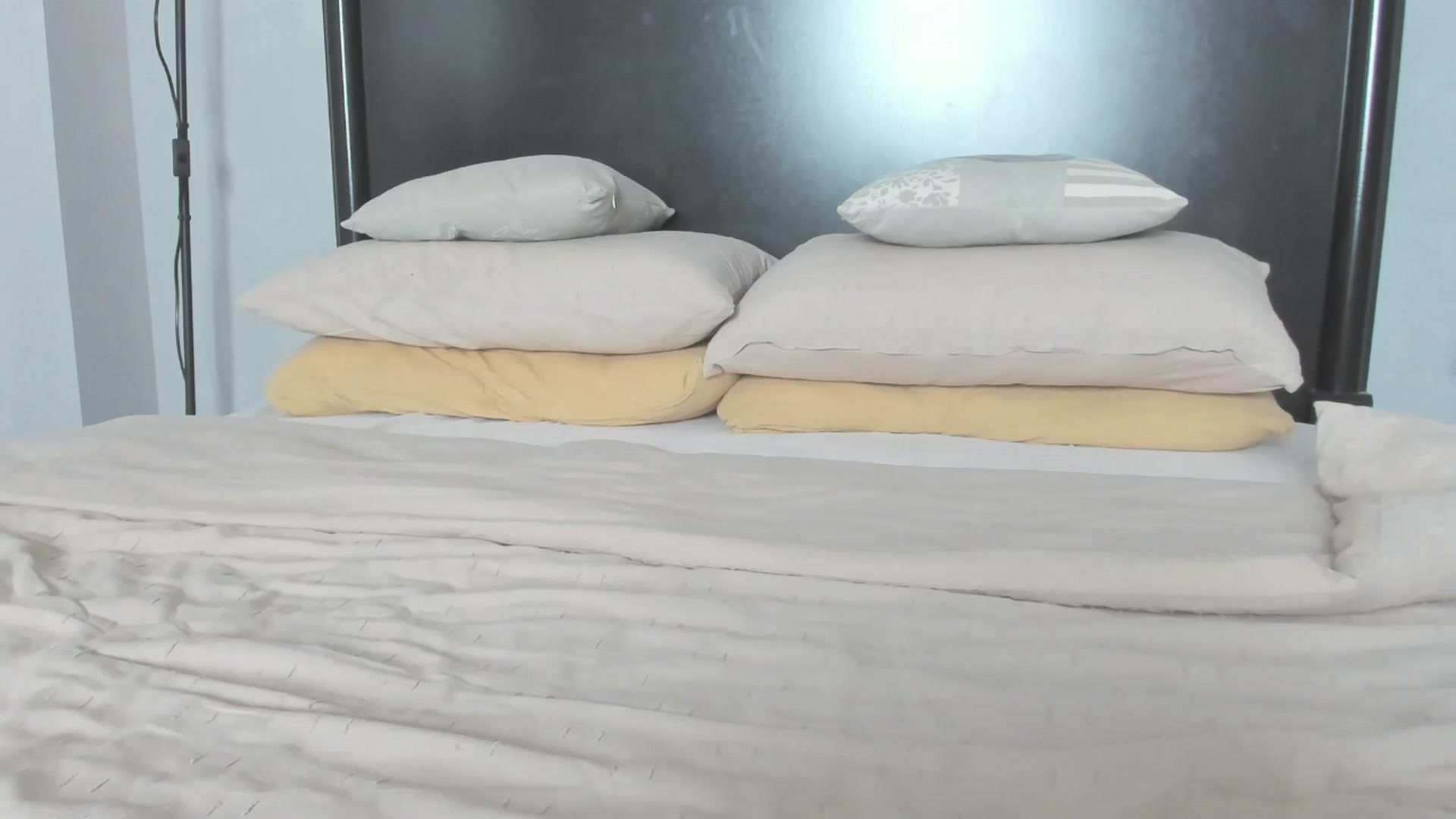 Gallery image thumbnail from Carollyne_'s myfreecams stream on, 02/23/2026, 14:08 image 15 of 20