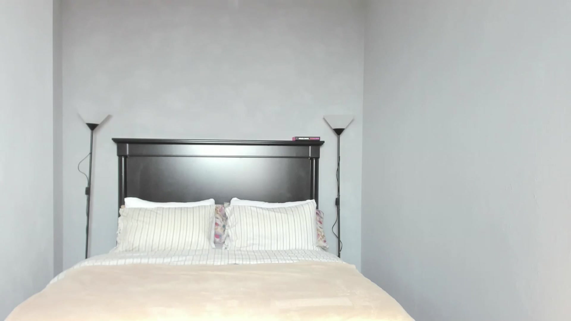 Gallery image thumbnail from Carollyne_'s myfreecams stream on, 03/15/2026, 13:48 image 14 of 20