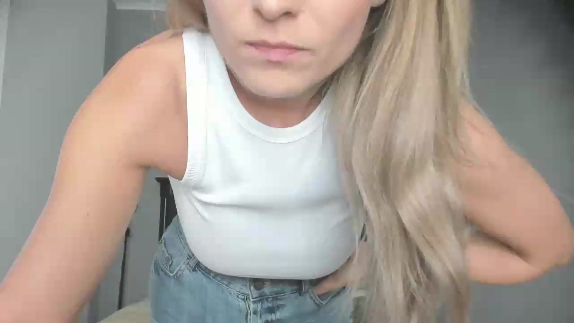 Gallery image thumbnail from Carollyne_'s myfreecams stream on, 05/20/2026, 16:26 image 1 of 20