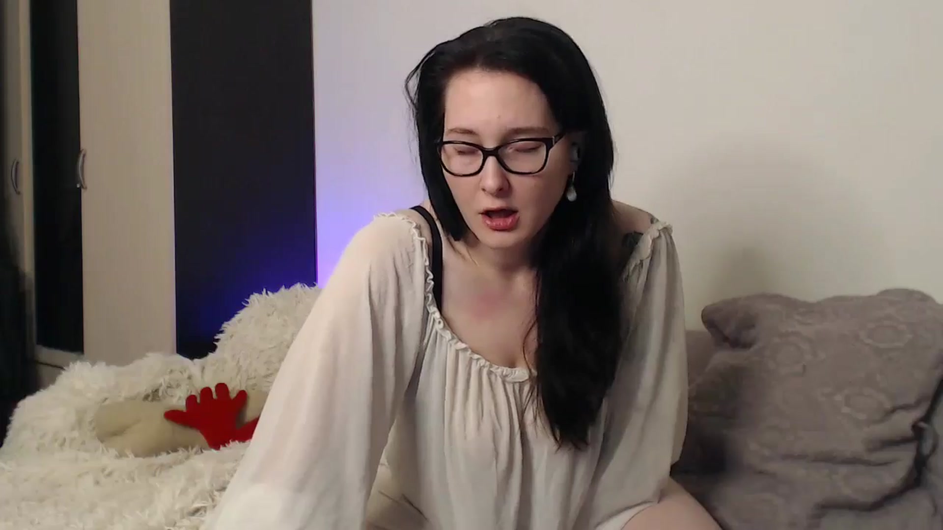 Gallery image thumbnail from CarrieCastle's myfreecams stream on, 11/09/2025, 21:08 image 16 of 20