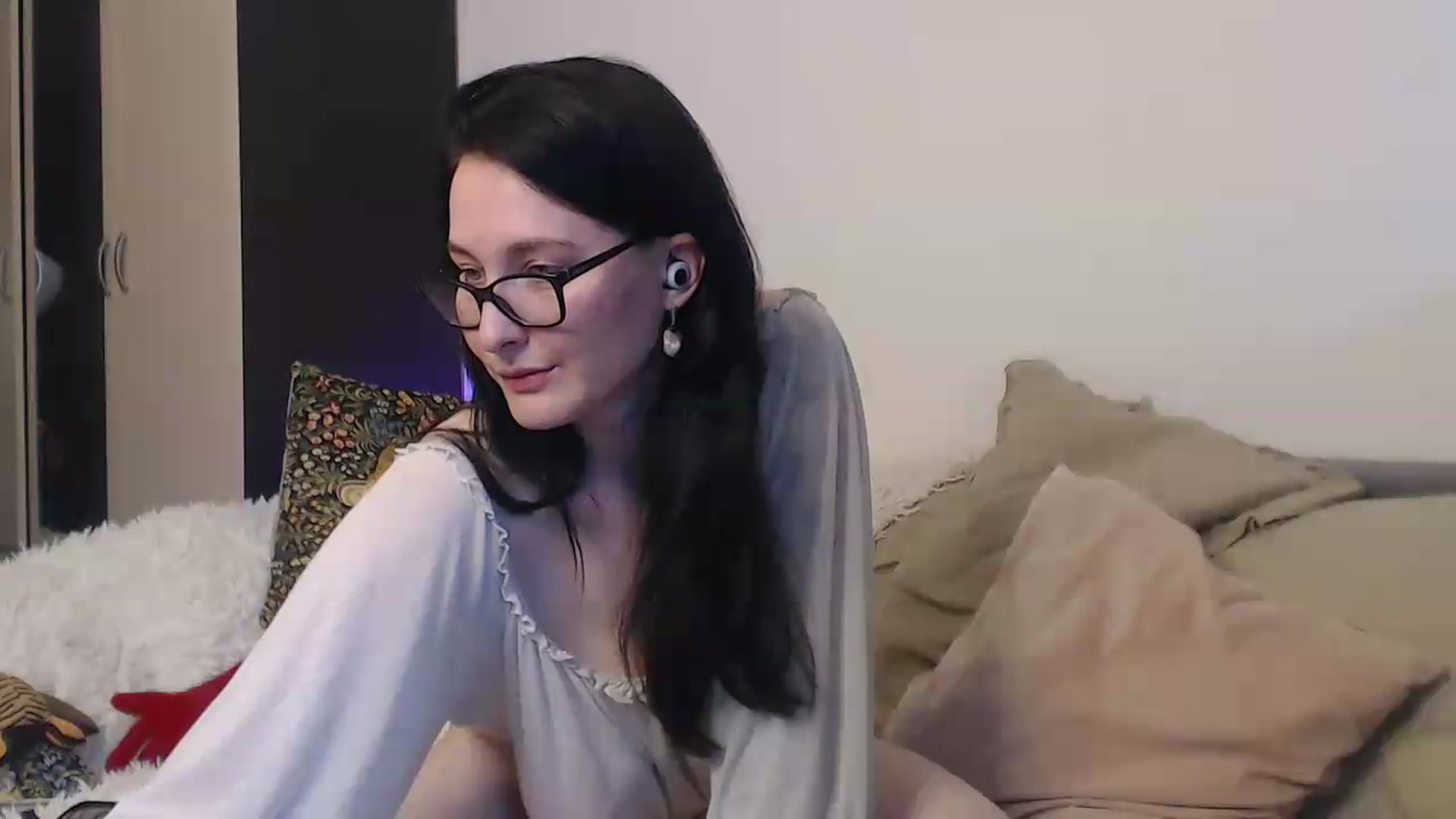 Gallery image thumbnail from CarrieCastle's myfreecams stream on, 06/06/2026, 09:25 image 16 of 20