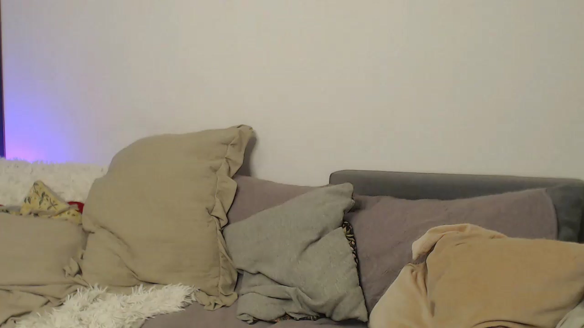 Gallery image thumbnail from CarrieCastle's myfreecams stream on, 08/31/2026, 22:19 image 7 of 20