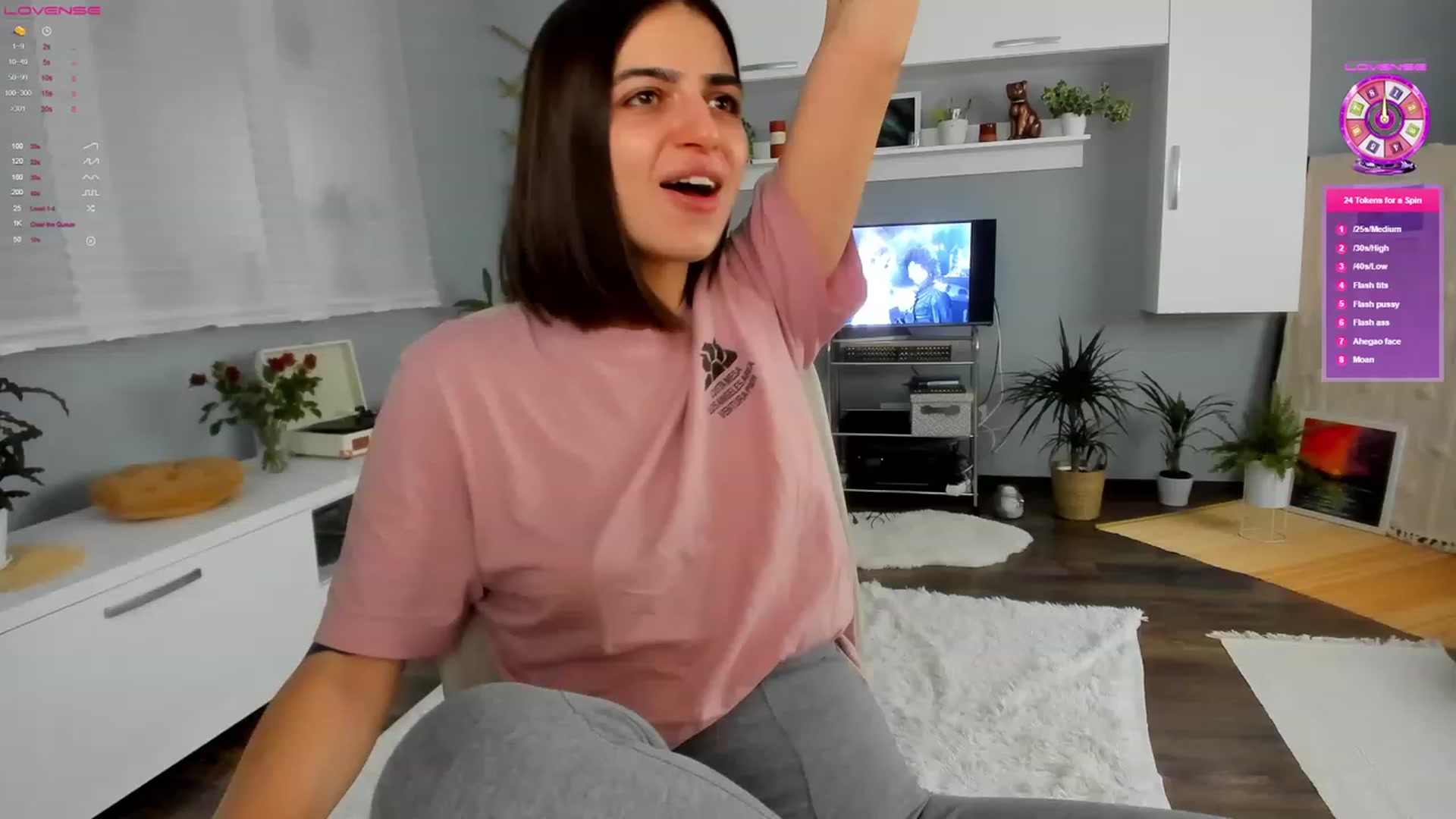 Gallery image thumbnail from CarriePilby's myfreecams stream on, 11/24/2022, 13:33 image 9 of 20