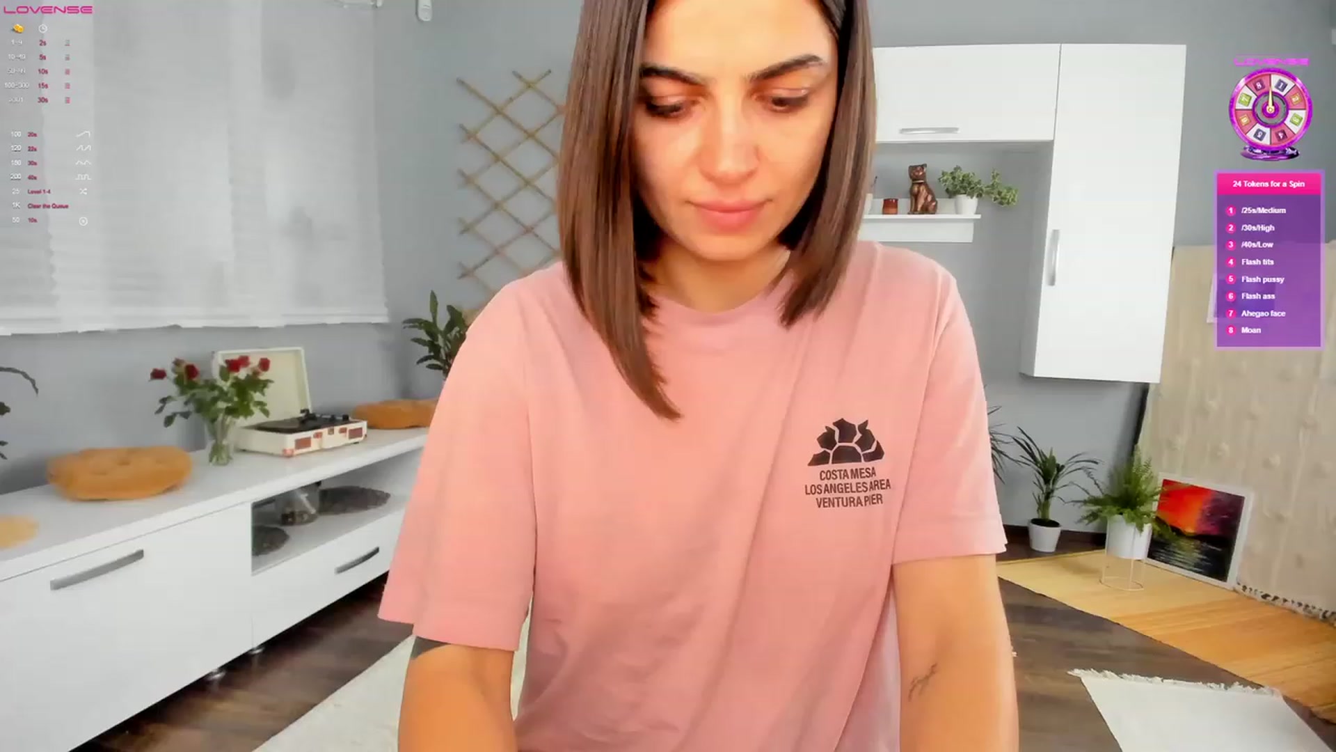 Gallery image thumbnail from CarriePilby's myfreecams stream on, 11/24/2022, 13:33 image 18 of 20