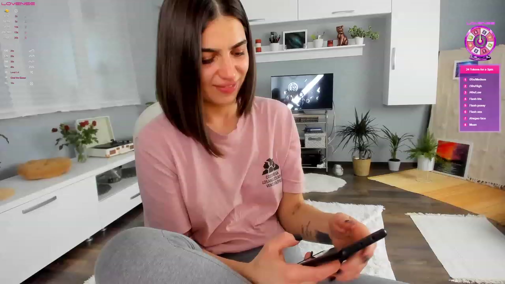 Gallery image thumbnail from CarriePilby's myfreecams stream on, 11/24/2022, 13:33 image 4 of 20