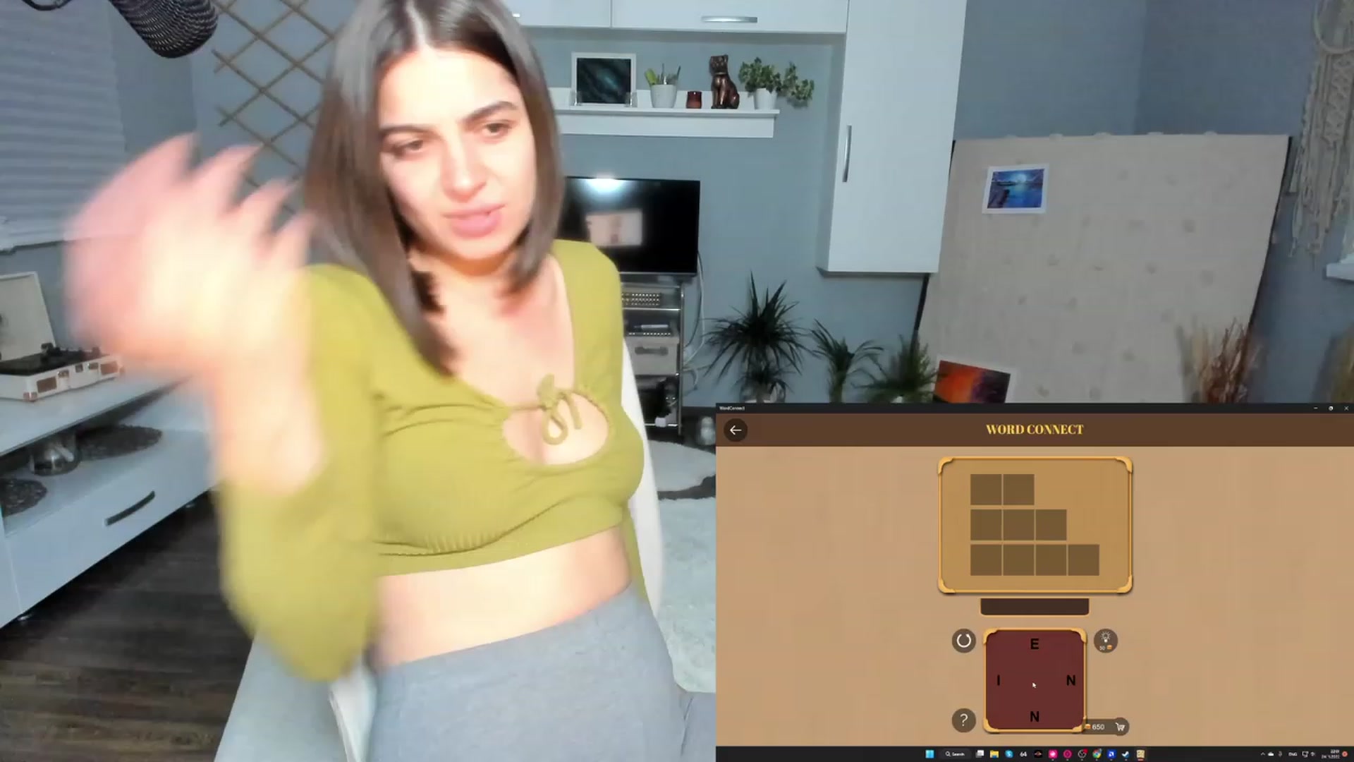 Gallery image thumbnail from CarriePilby's myfreecams stream on, 11/24/2022, 20:39 image 15 of 20