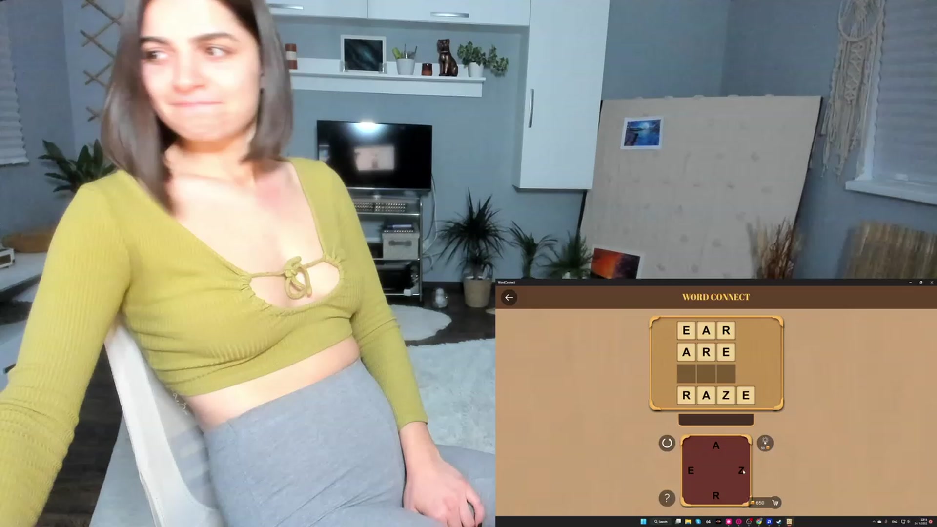 Gallery image thumbnail from CarriePilby's myfreecams stream on, 11/24/2022, 20:39 image 17 of 20