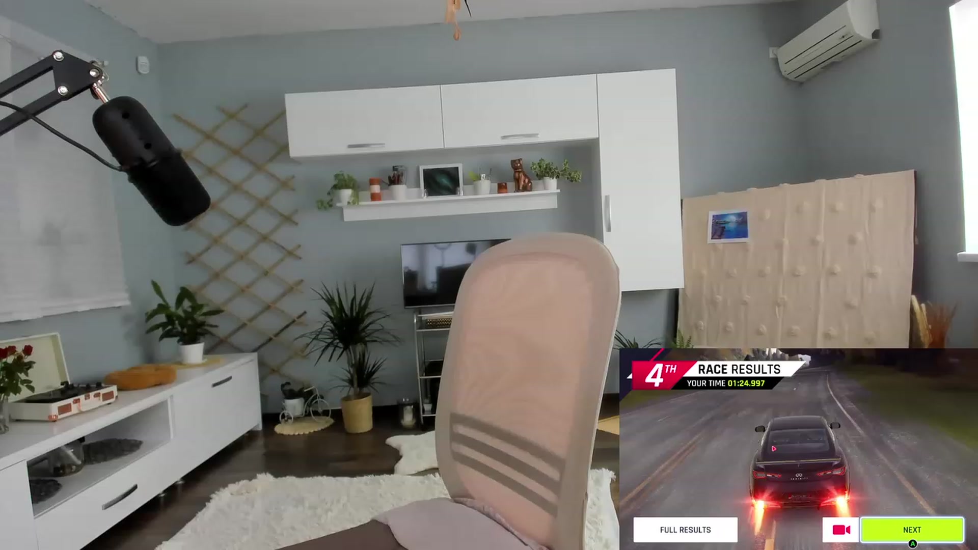 Gallery image thumbnail from CarriePilby's myfreecams stream on, 11/25/2022, 14:17 image 3 of 20