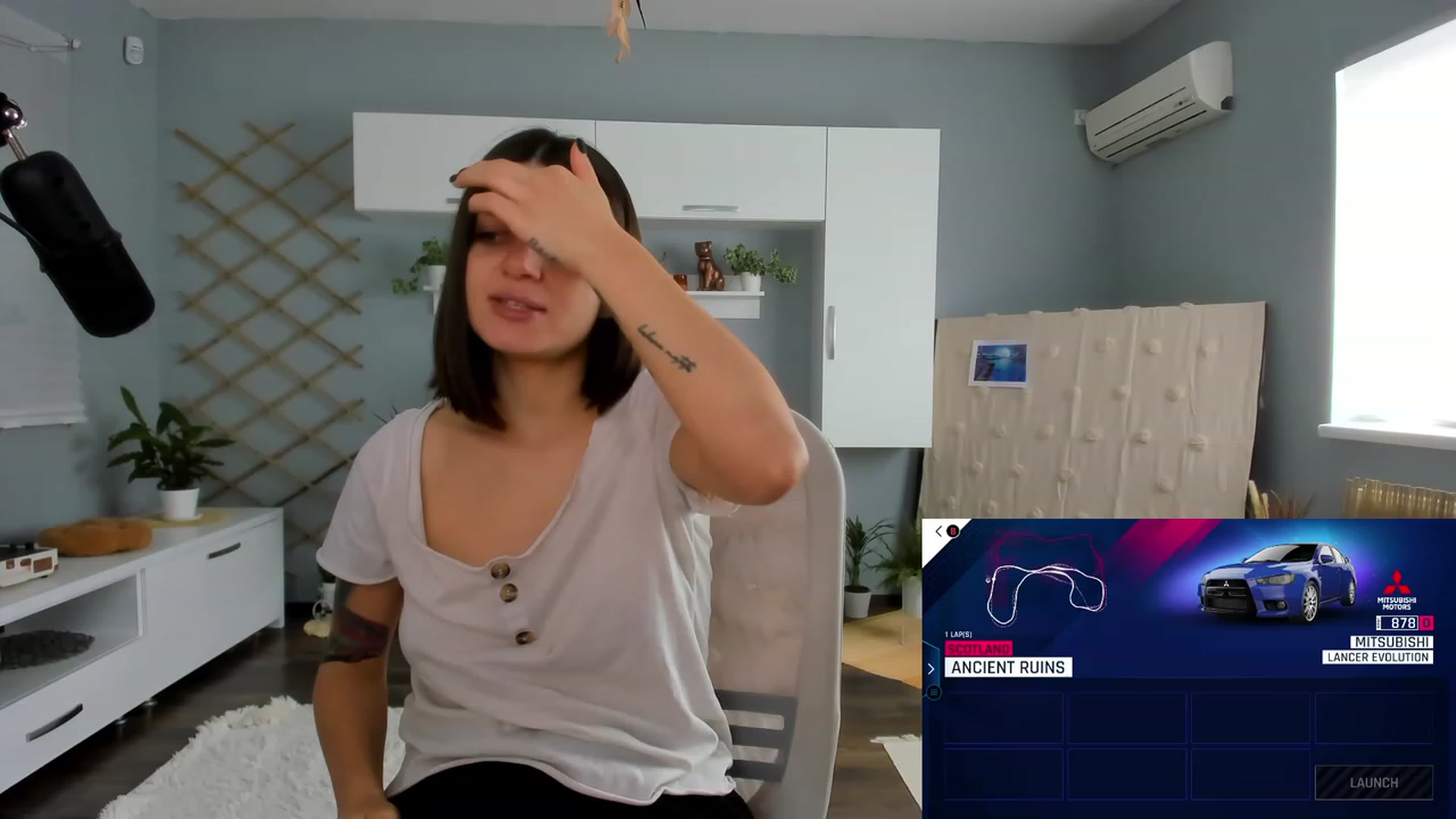 Gallery image thumbnail from CarriePilby's myfreecams stream on, 11/25/2022, 14:17 image 7 of 20