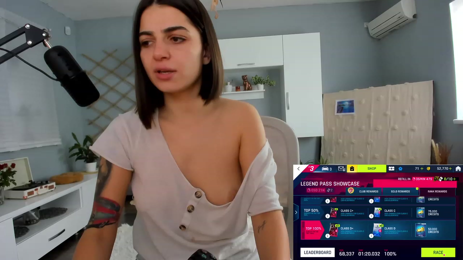 Gallery image thumbnail from CarriePilby's myfreecams stream on, 11/25/2022, 14:17 image 2 of 20