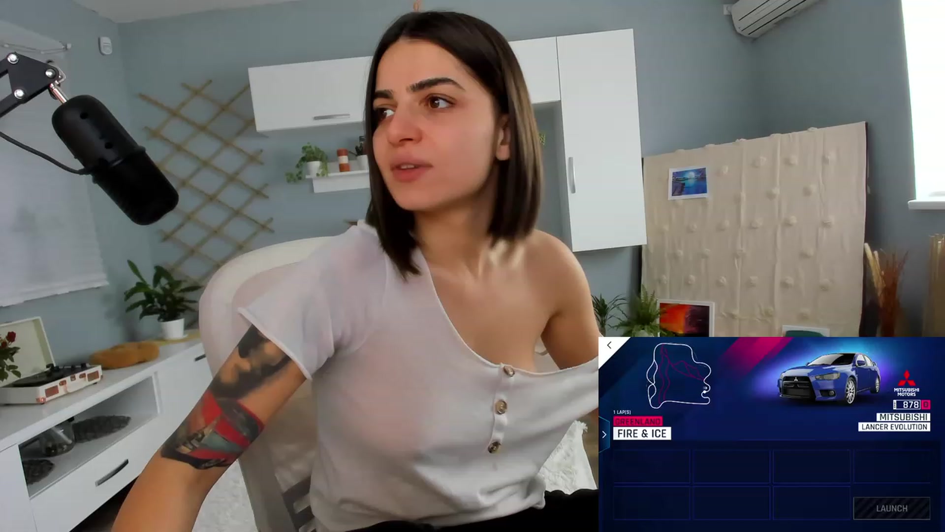 Gallery image thumbnail from CarriePilby's myfreecams stream on, 11/25/2022, 14:17 image 5 of 20