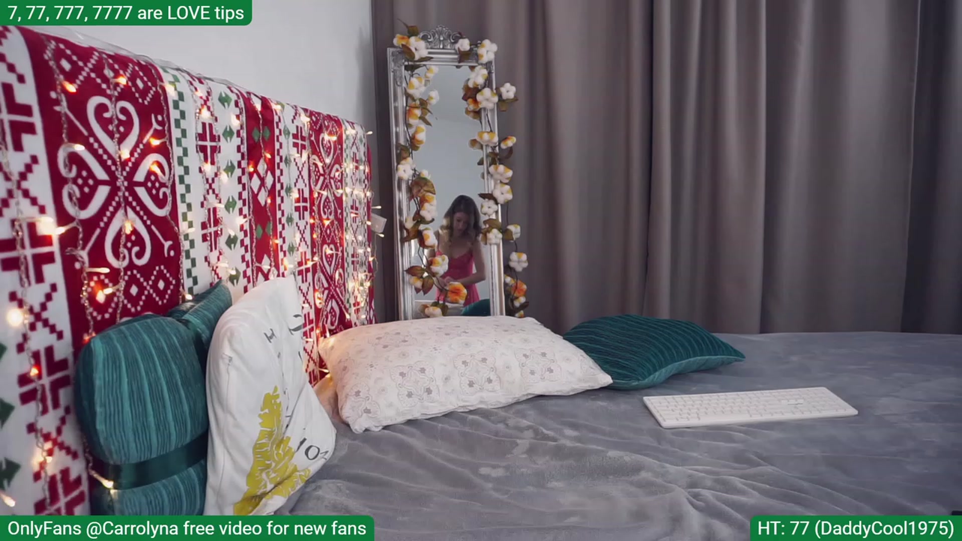 Gallery image thumbnail from Carrolyna's myfreecams stream on, 11/19/2022, 18:48 image 4 of 20