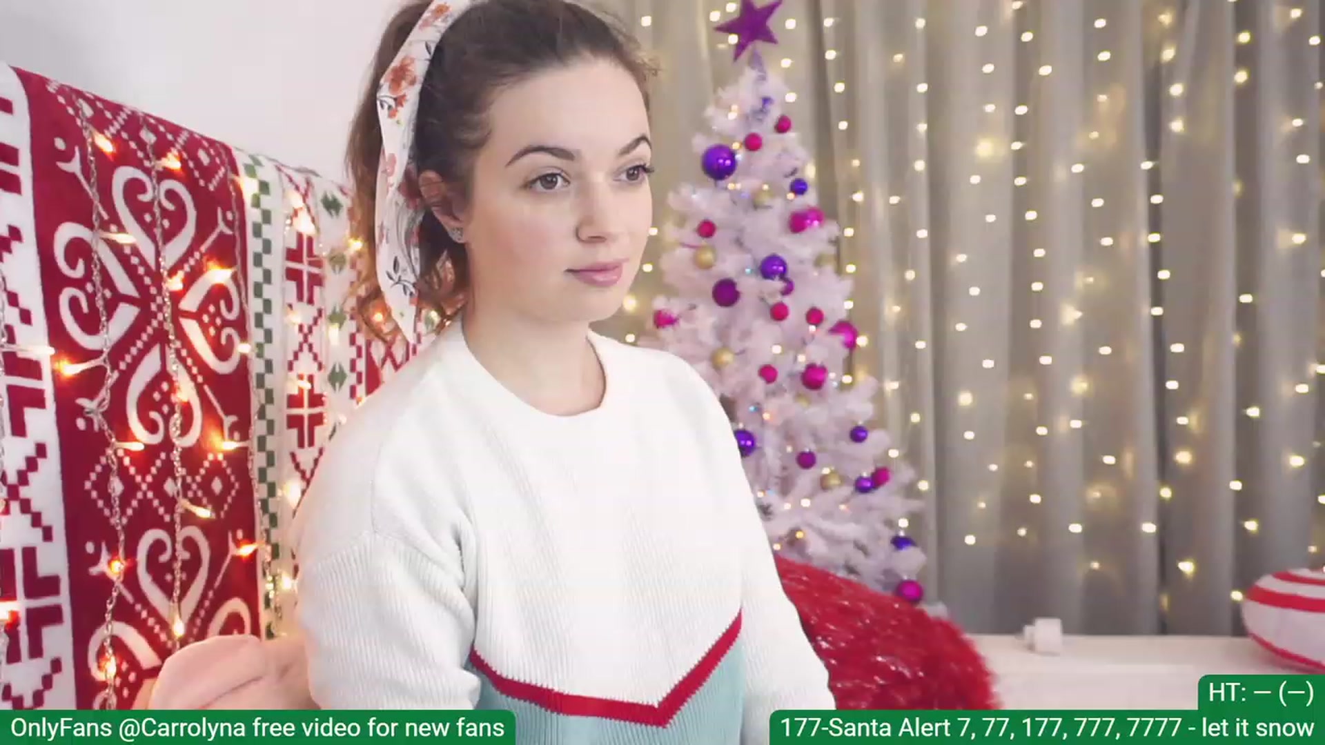 Gallery image thumbnail from Carrolyna's myfreecams stream on, 12/10/2022, 20:32 image 16 of 20