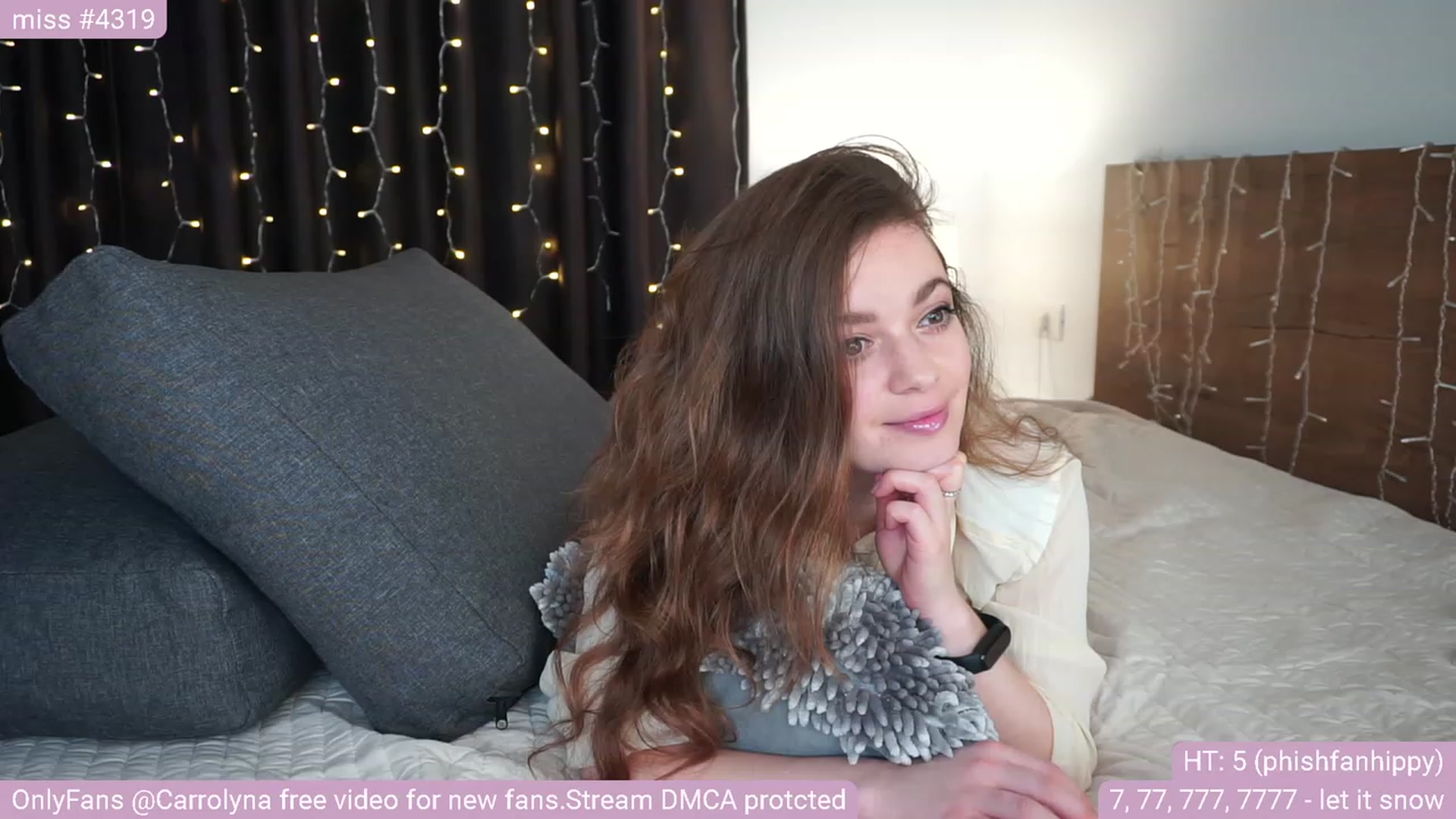 Gallery image thumbnail from Carrolyna's myfreecams stream on, 02/04/2023, 20:20 image 13 of 20