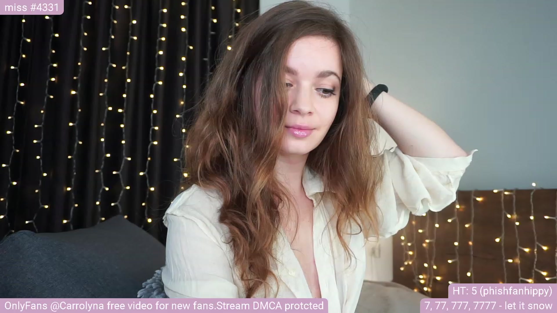 Gallery image thumbnail from Carrolyna's myfreecams stream on, 02/04/2023, 20:20 image 16 of 20