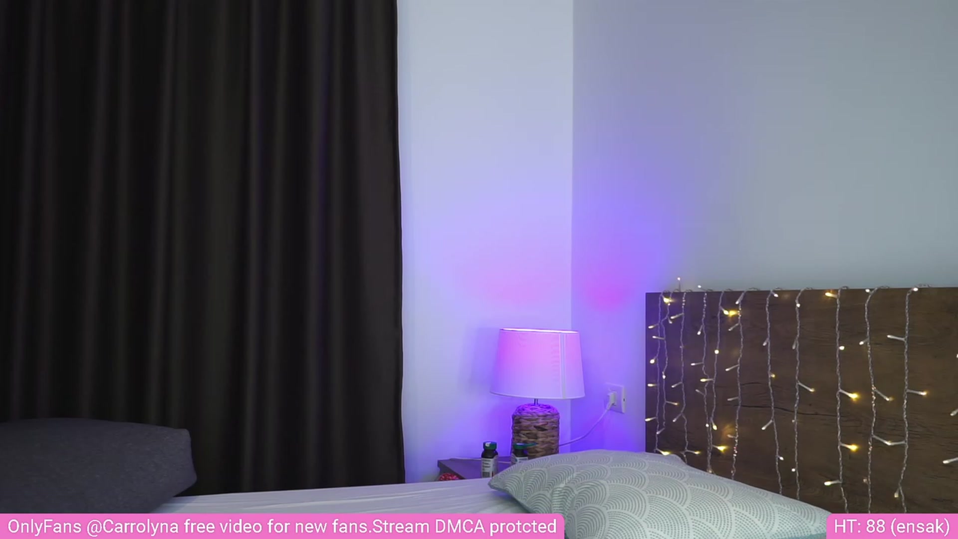 Gallery image thumbnail from Carrolyna's myfreecams stream on, 03/03/2023, 23:13 image 6 of 20