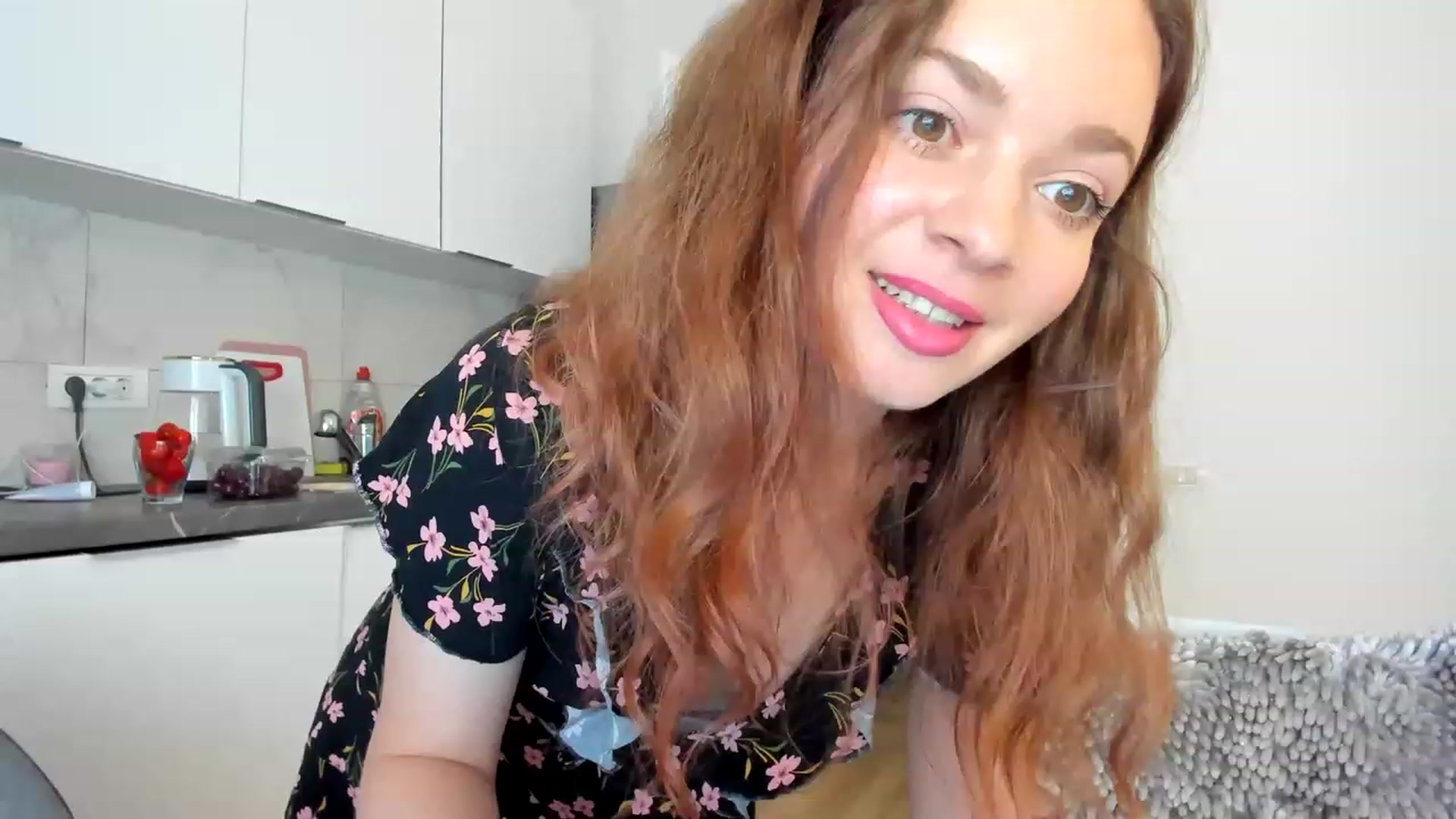 Gallery image thumbnail from Carrolyna's myfreecams stream on, 07/05/2023, 22:36 image 3 of 20