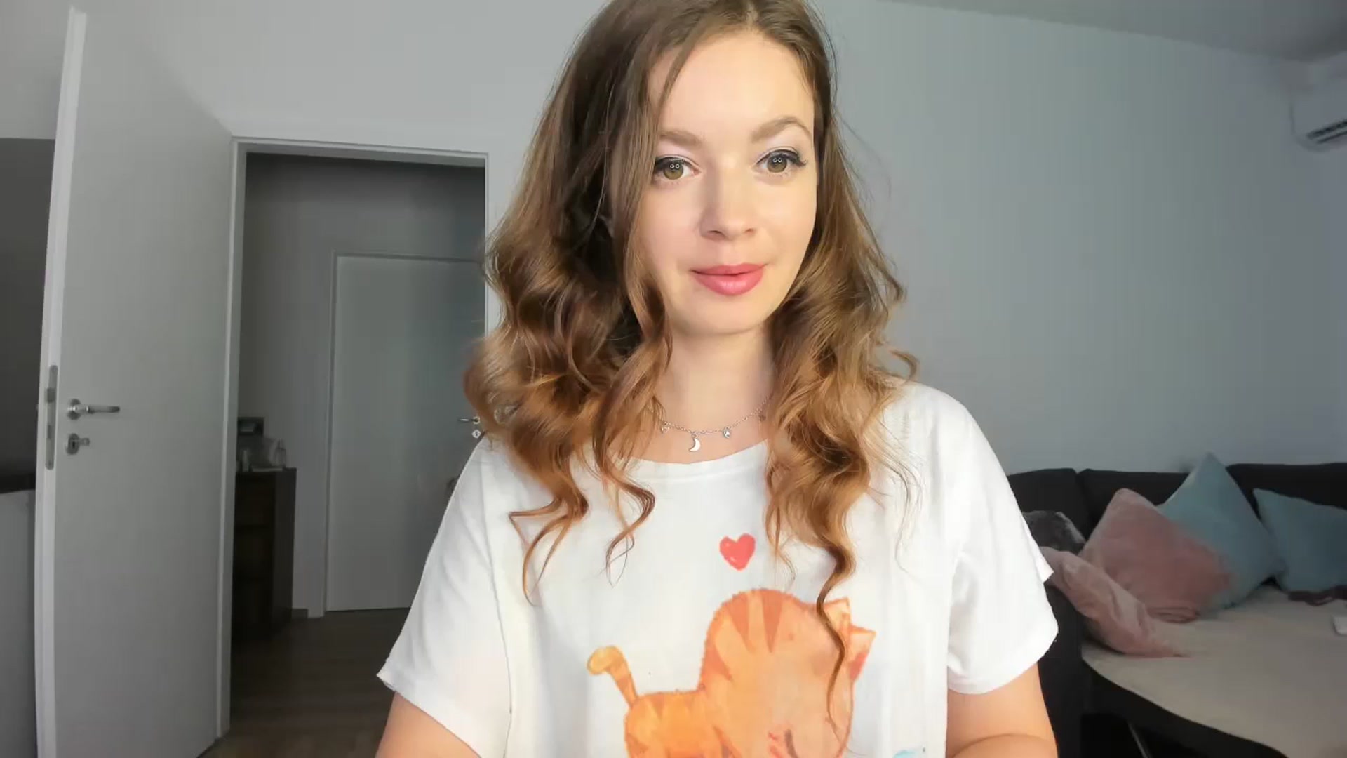 Gallery image thumbnail from Carrolyna's myfreecams stream on, 07/14/2023, 21:21 image 1 of 20