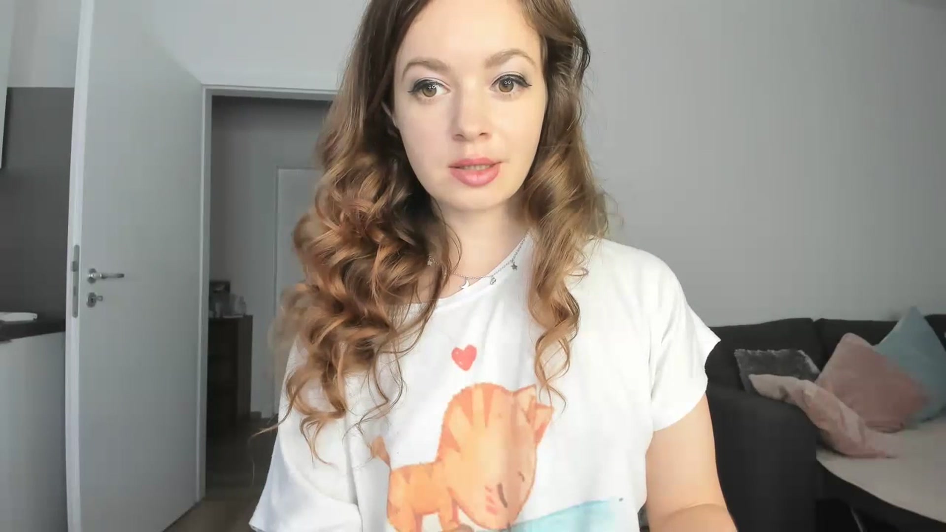 Gallery image thumbnail from Carrolyna's myfreecams stream on, 07/14/2023, 21:21 image 10 of 20