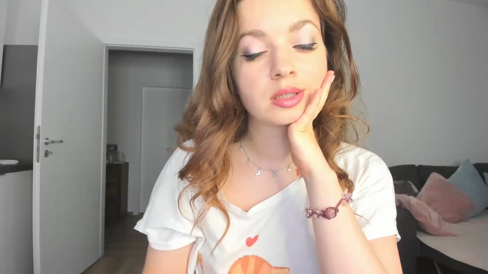Gallery image thumbnail from Carrolyna's myfreecams stream on, 07/14/2023, 22:29 image 18 of 20