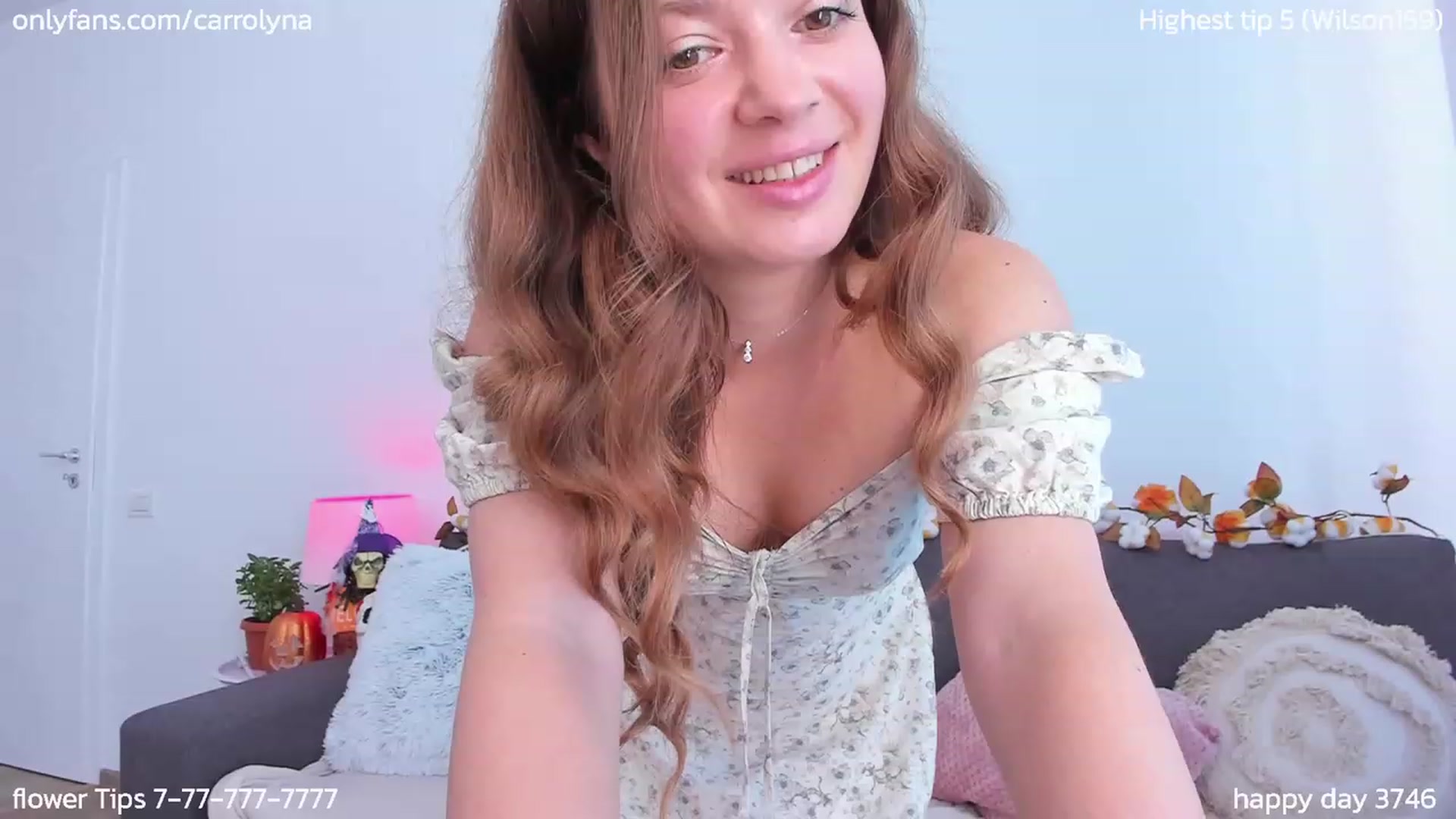 Gallery image thumbnail from Carrolyna's myfreecams stream on, 10/12/2023, 10:18 image 8 of 20