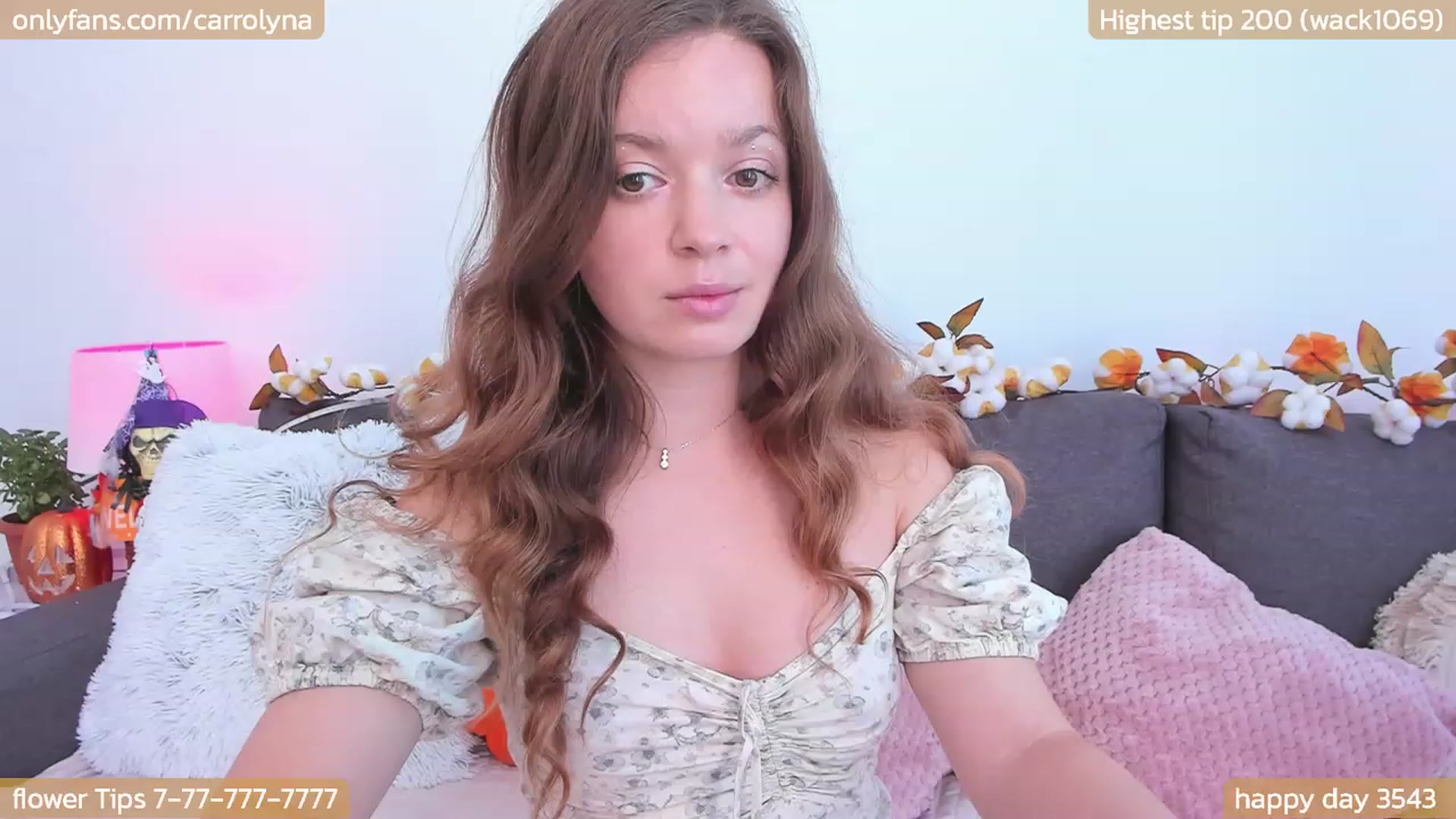 Gallery image thumbnail from Carrolyna's myfreecams stream on, 10/12/2023, 10:46 image 19 of 20