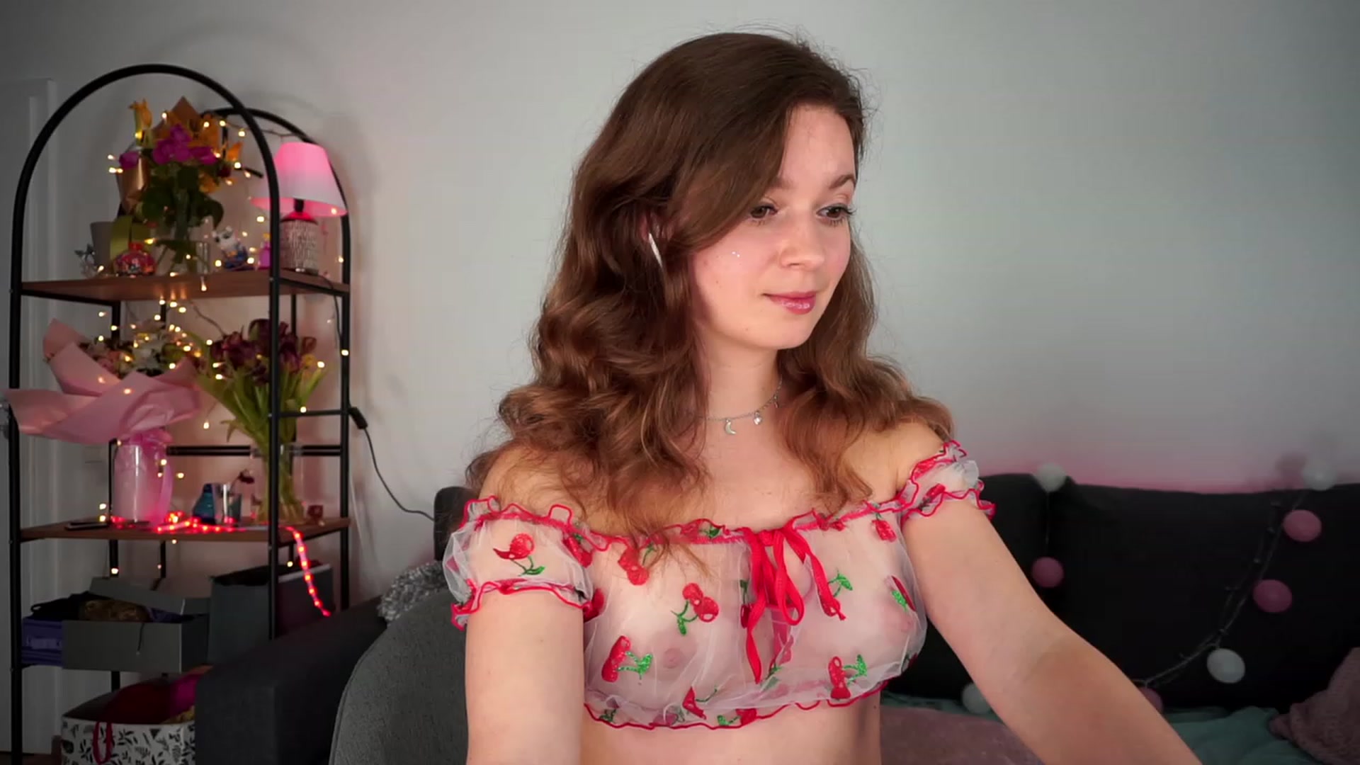 Gallery image thumbnail from Carrolyna's myfreecams stream on, 03/09/2024, 22:18 image 10 of 20