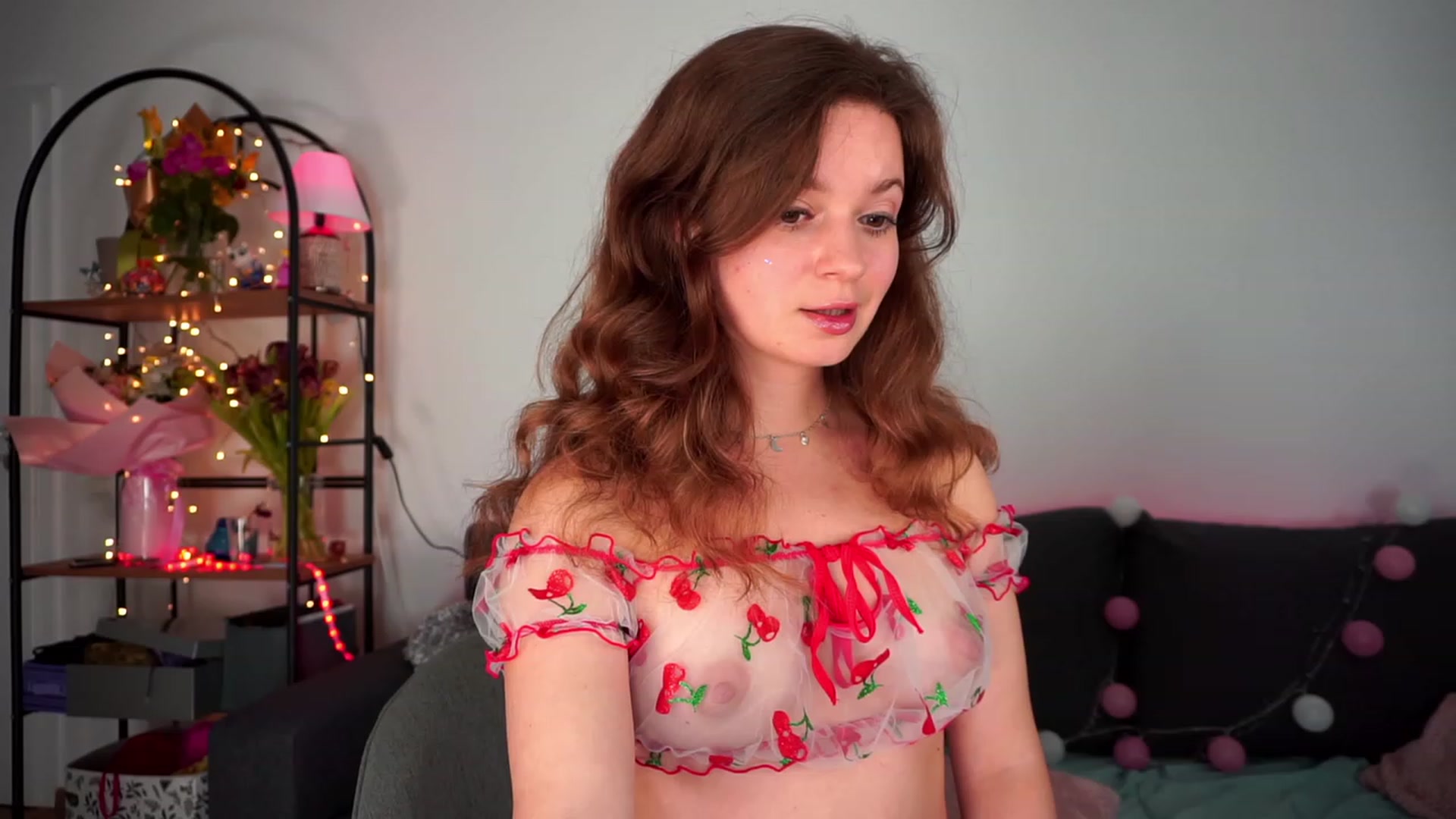 Gallery image thumbnail from Carrolyna's myfreecams stream on, 03/09/2024, 22:18 image 6 of 20