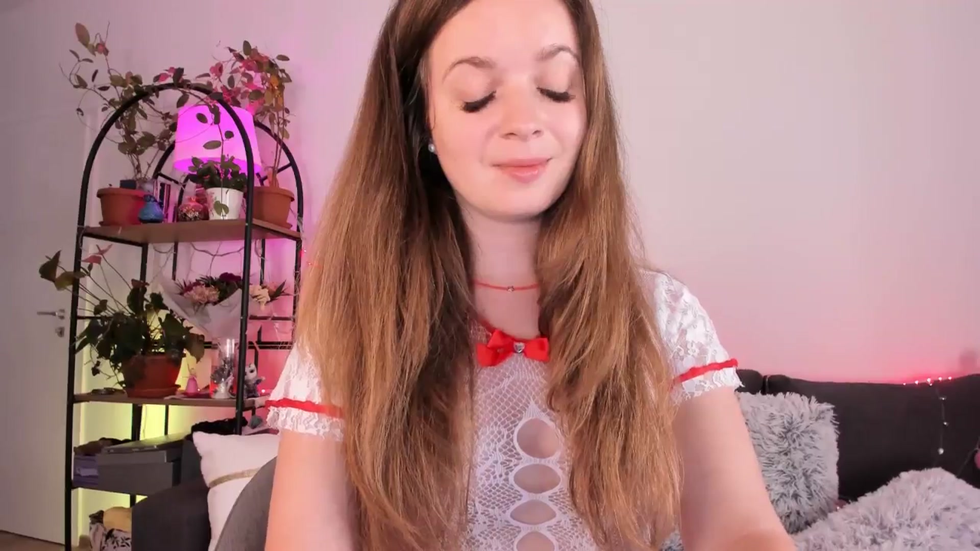 Gallery image thumbnail from Carrolyna's myfreecams stream on, 05/31/2024, 20:03 image 18 of 20