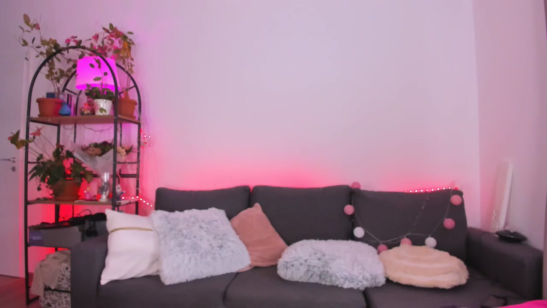 Gallery image thumbnail from Carrolyna's myfreecams stream on, 06/01/2024, 20:28 image 18 of 20