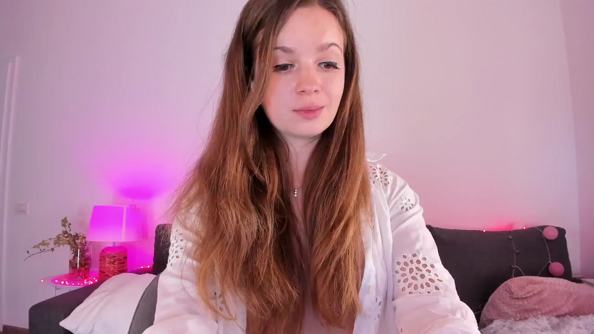 Gallery image thumbnail from Carrolyna's myfreecams stream on, 06/21/2024, 19:57 image 20 of 20