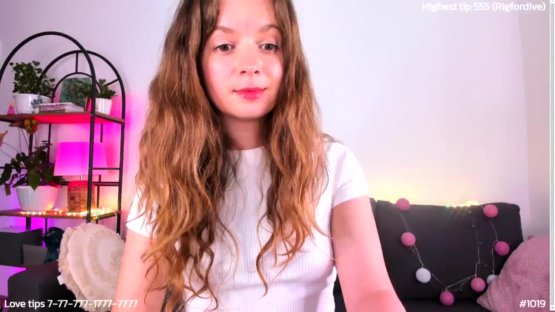 Gallery image thumbnail from Carrolyna's myfreecams stream on, 07/28/2024, 20:11 image 7 of 20