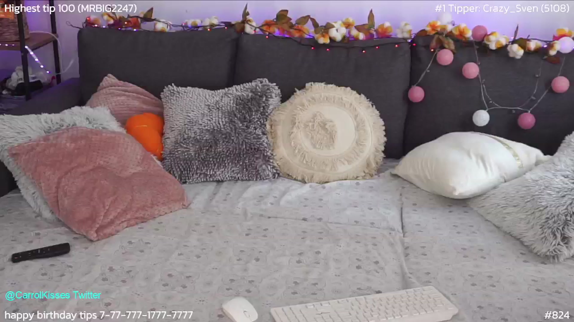 Gallery image thumbnail from Carrolyna's myfreecams stream on, 10/17/2024, 11:09 image 7 of 20