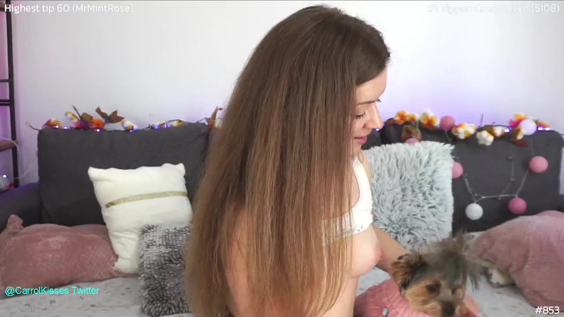 Gallery image thumbnail from Carrolyna's myfreecams stream on, 10/21/2024, 09:52 image 15 of 20