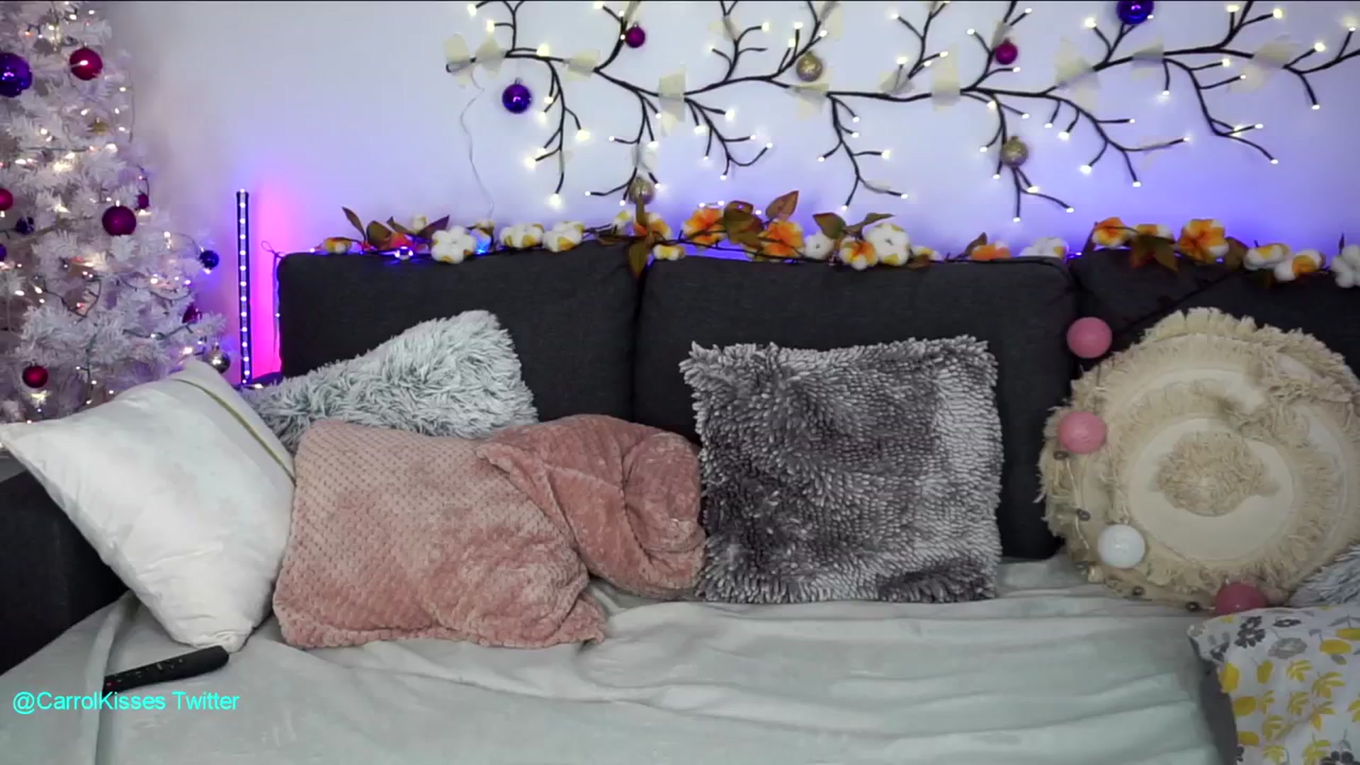 Gallery image thumbnail from Carrolyna's myfreecams stream on, 11/10/2024, 22:17 image 15 of 20