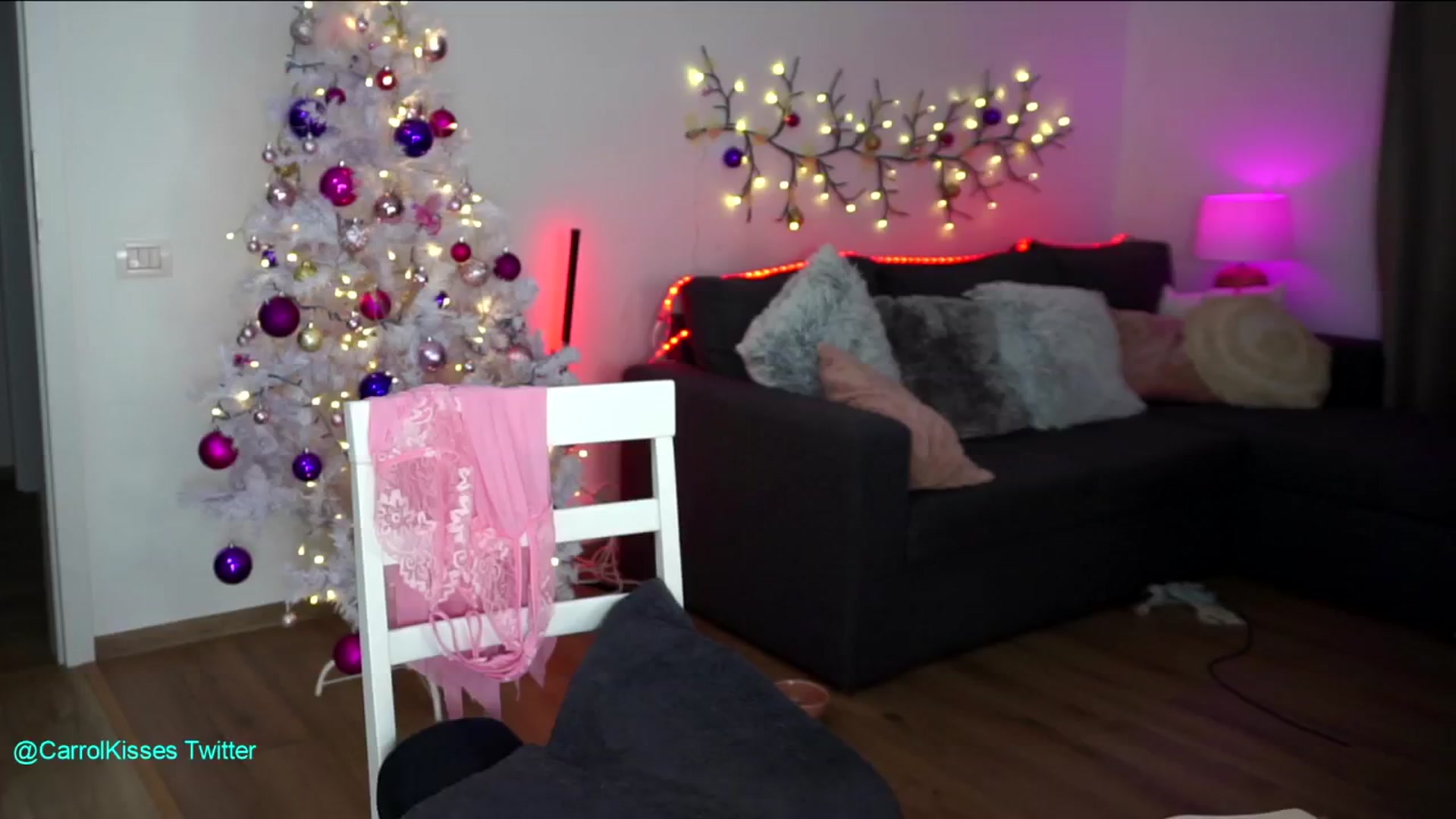 Gallery image thumbnail from Carrolyna's myfreecams stream on, 11/16/2024, 18:59 image 1 of 20