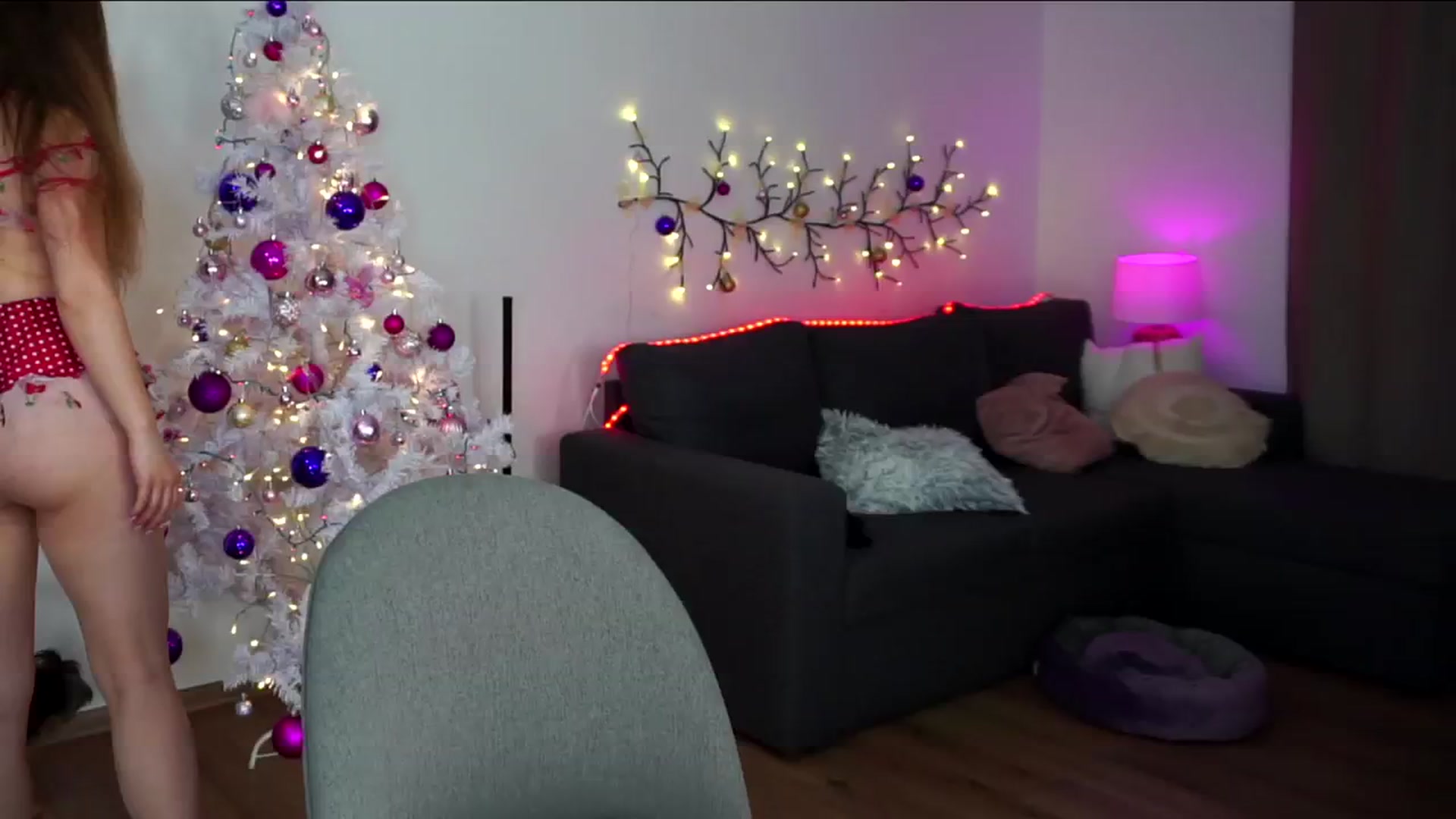 Gallery image thumbnail from Carrolyna's myfreecams stream on, 11/21/2024, 15:44 image 6 of 20